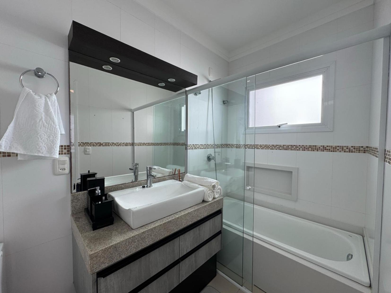 Casa Luxuosa No Condominio Condado De Capao Capao da Canoa Exterior photo